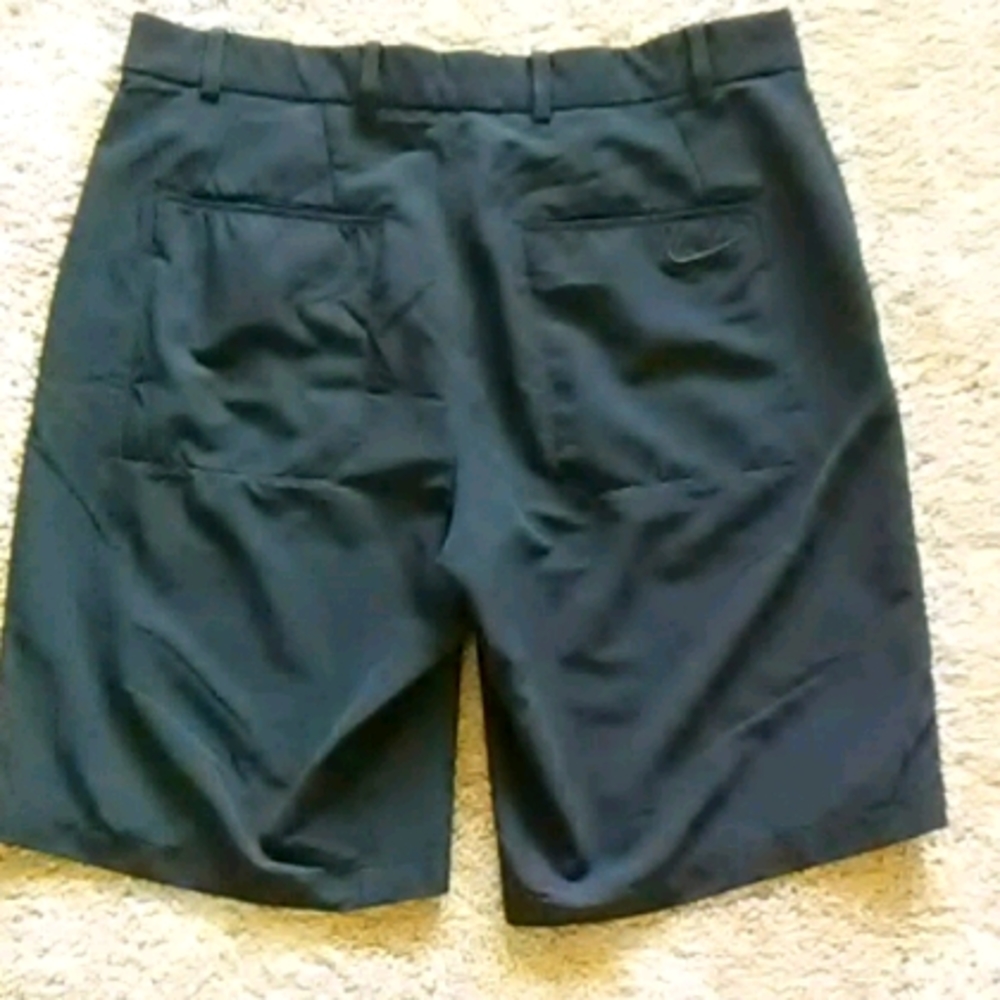 Men's Nike Golf Shorts/10" - Picture 5 of 6